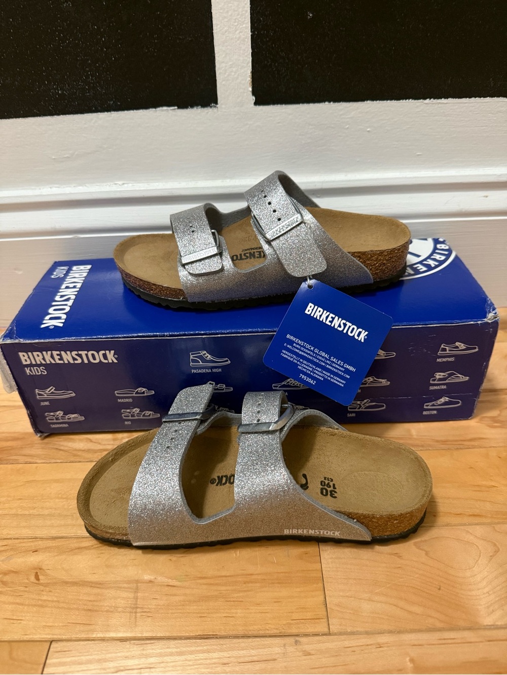 New In Box Kid Birkenstock Arizona Shinny Glitter Silver Size EU 30 Kids Size 12